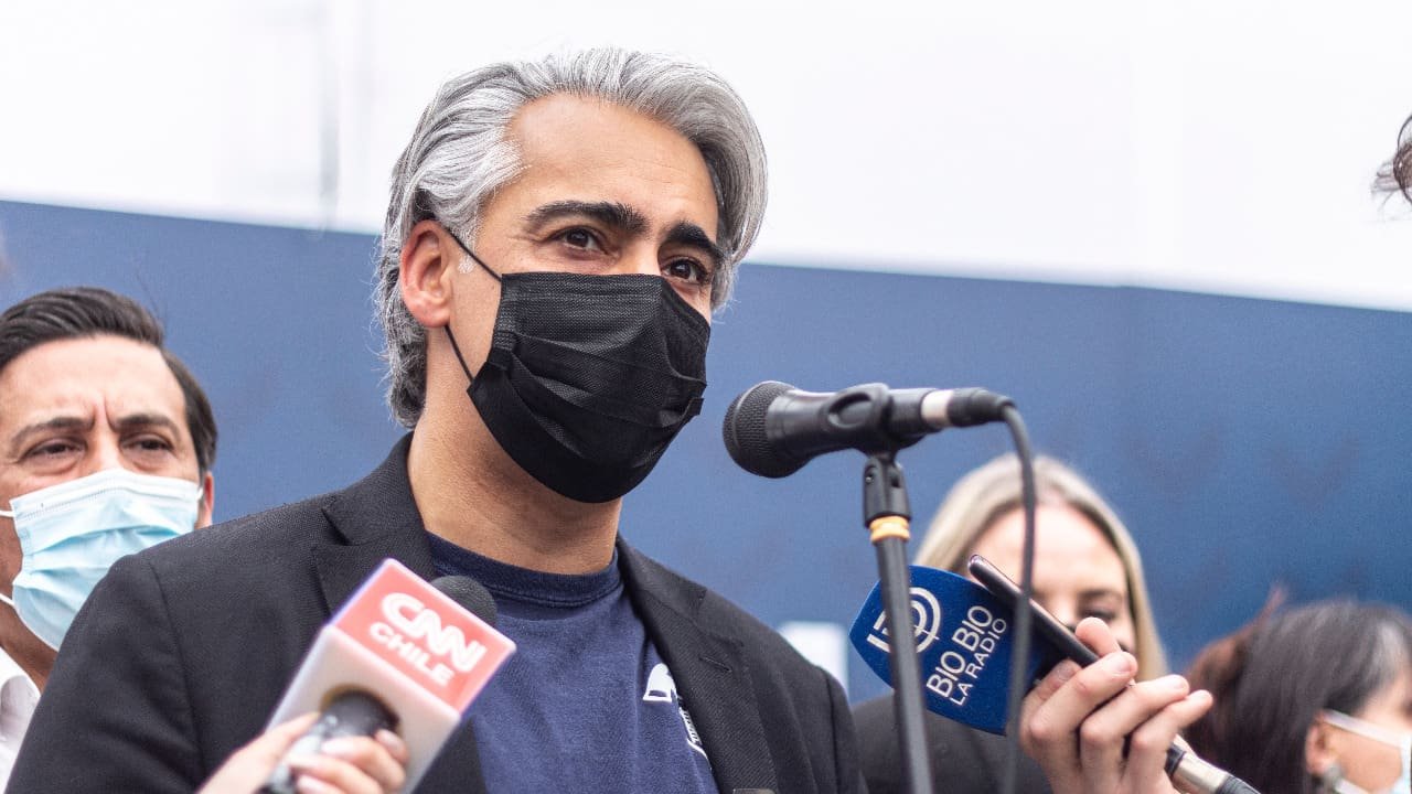 me-o-en-picada-contra-boric-usted-no-esta-preparado-para-ser-presidente-de-chile