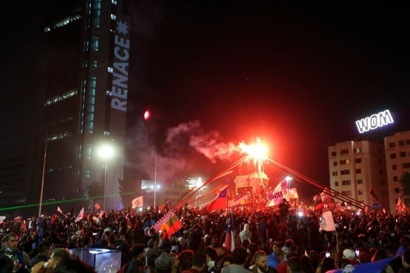 columna-la-protesta-es-un-derecho-humano