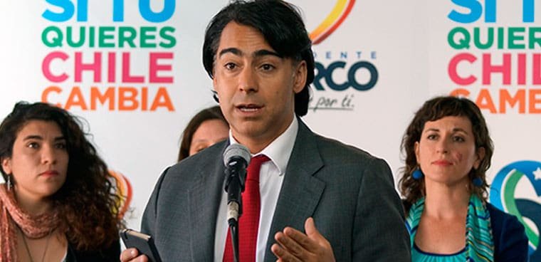 en-debate-de-diario-30-marco-enriquez-ominami-y-presidente-de-feuc-dialogan-sobre-las-problematicas-que-afectan-la-educacion-en-chile