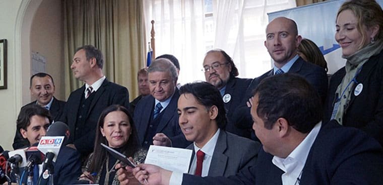 marco-enriquez-ominami-las-declaraciones-del-presidente-pinera-son-insuficientes-para-eliminar-la-impotencia-e-incertidumbre-de-los-miles-de-estudiantes-de-la-u-del-mar-y-de-sus-familias