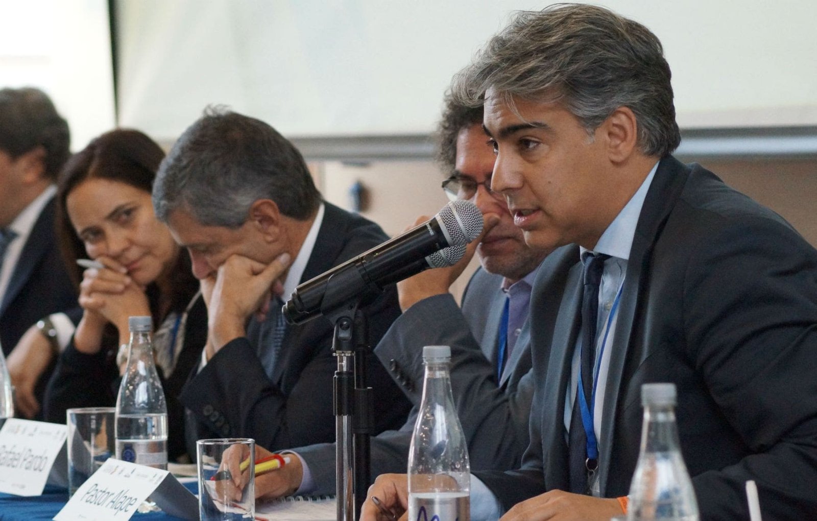 el-espectador-derecho-al-agua-derecho-a-la-paz-un-dialogo-entre-expertos-por-la-visita-del-papa-francisco