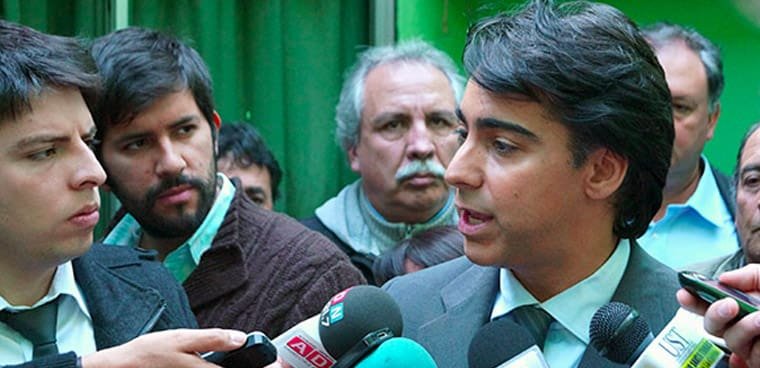 a-los-jovenes-les-gusta-el-poder-no-la-politica-y-eso-no-es-sano