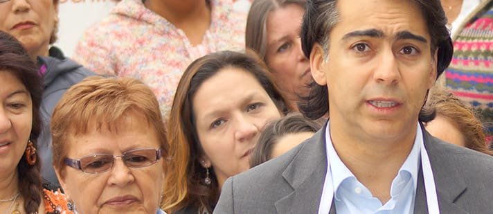 saludo-del-partido-socialista-del-peru