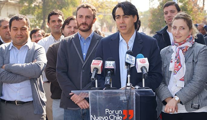 es-curioso-que-el-mismo-dia-en-que-termina-el-plazo-para-renunciar-a-los-partidos-nos-anuncien-que-estan-disponibles-para-cambiar-el-binominal-no-les-creo-les-creo-poco