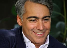 sociedades-desiguales-no-pueden-ser-democraticas-patricio-navia-no-hay-revolucion-sin-youtube