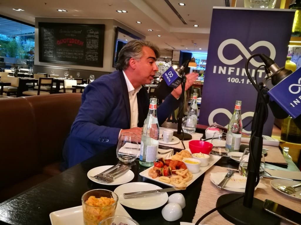 marco-la-salud-de-los-chilenos-no-es-un-negocio-necesitamos-una-salud-digna-y-no-casi-hospitales-dignos