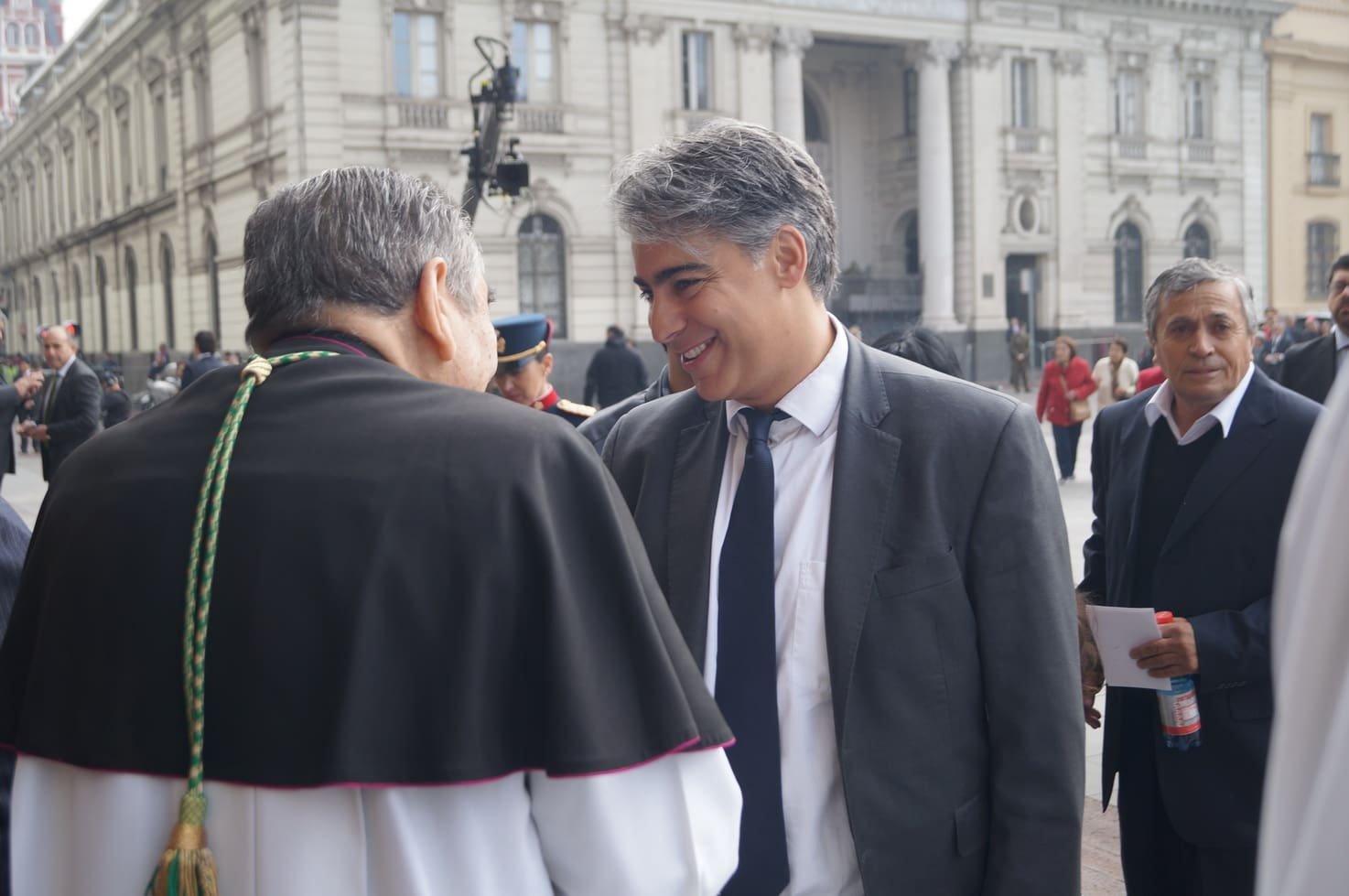 marco-enriquez-ominami-si-pinera-espera-que-lo-aplaudan-en-todas-partes-se-va-a-mover-poco