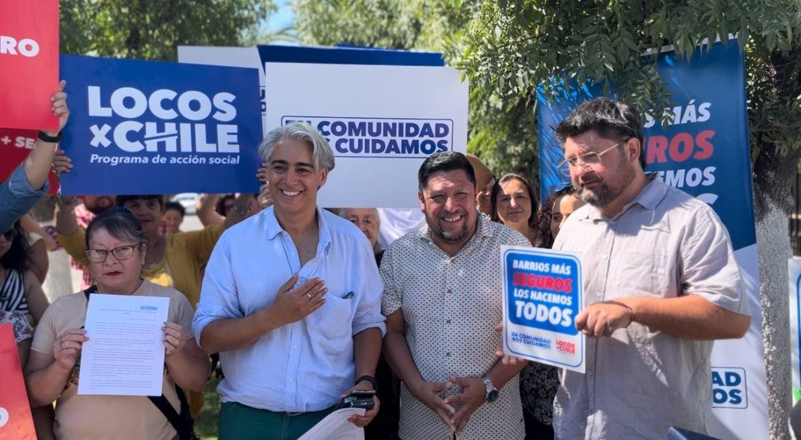 marco-enriquez-ominami-entrega-camaras-de-vigilancia-a-vecinos-de-la-comuna-de-el-bosque