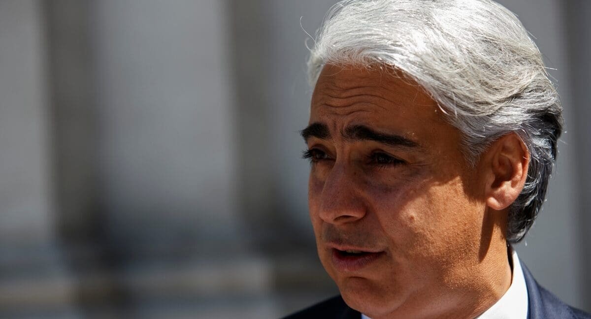 a-me-o-se-le-cierra-una-puerta-pero-insiste-en-participar-en-las-primarias-del-oficialismo-pierdanme-el-miedo-the-clinic