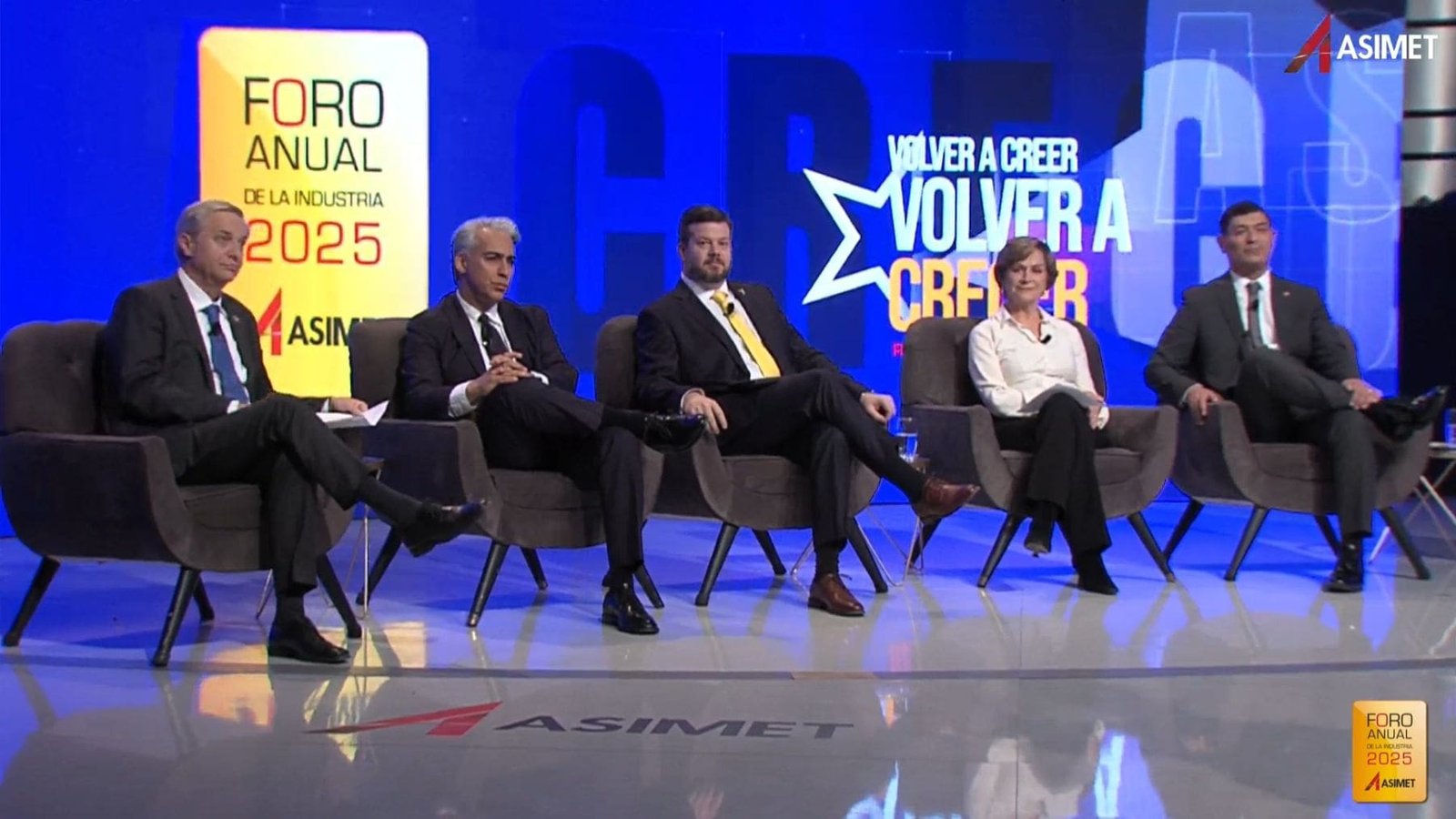 cuatro-contra-uno-marco-enriquez-ominami-debate-asimet-2025