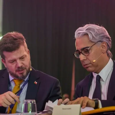 ME-O incomoda a Kaiser